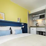 Hotel Homie Max - *